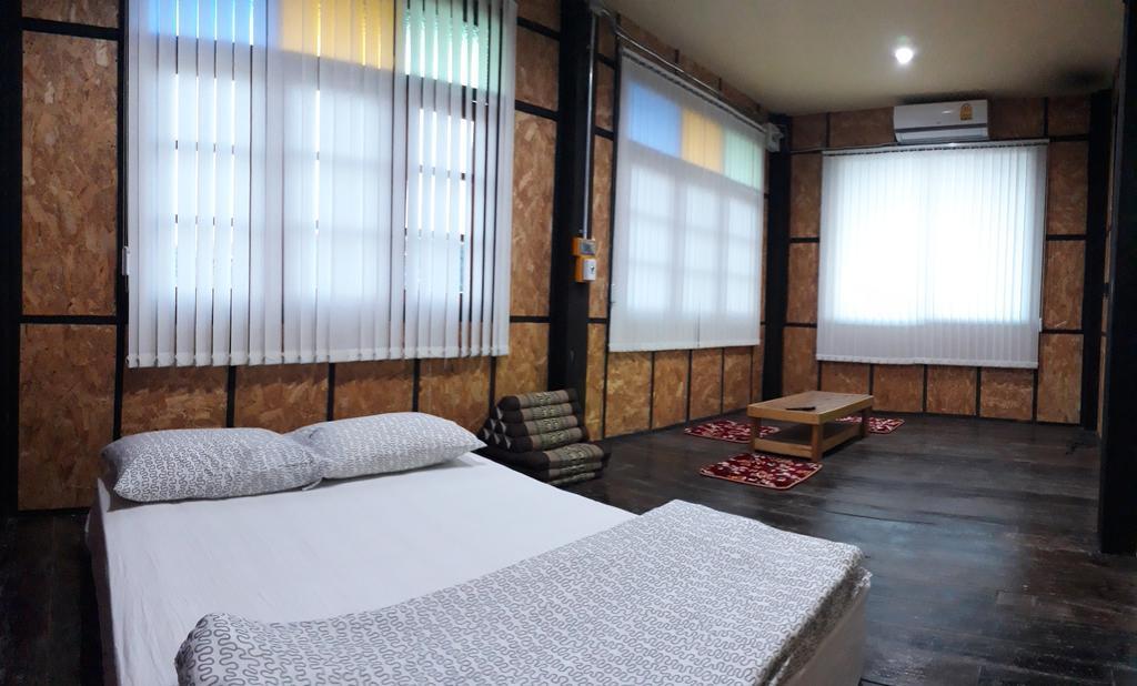 Baantung Homestay Mukdahan Eksteriør billede