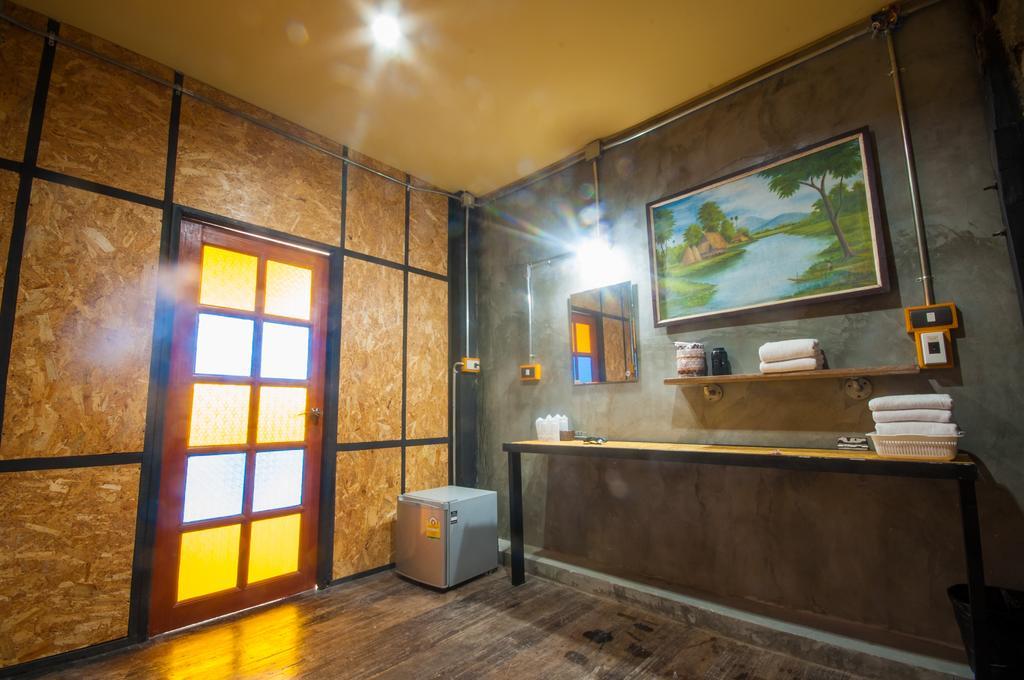 Baantung Homestay Mukdahan Eksteriør billede