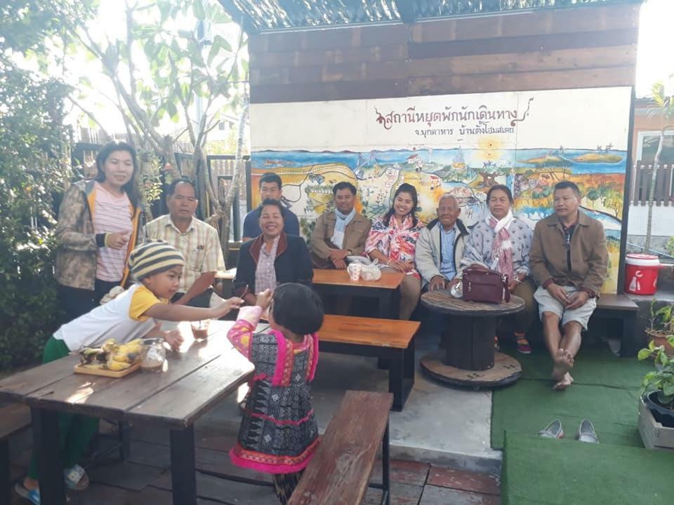Baantung Homestay Mukdahan Eksteriør billede