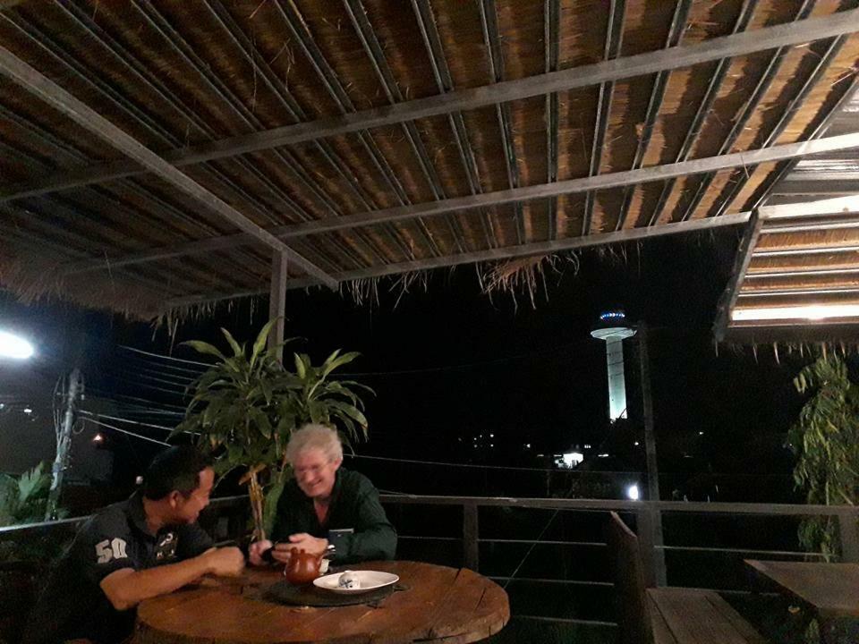 Baantung Homestay Mukdahan Eksteriør billede